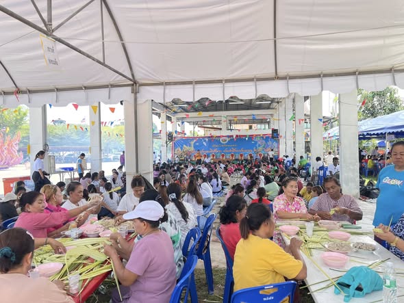 เตือน! ที่นี่คือศูนย์รวมความปัง คนทั้งตำบลมากันหมดแล้ว